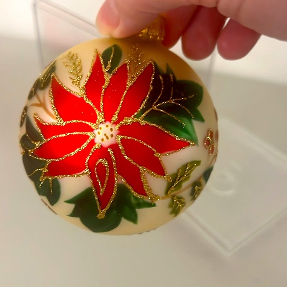 Vintage Large Poinsettia Christmas Ornament, Hand Blown & Hand Painted, NEW - Picture 3 of 7
